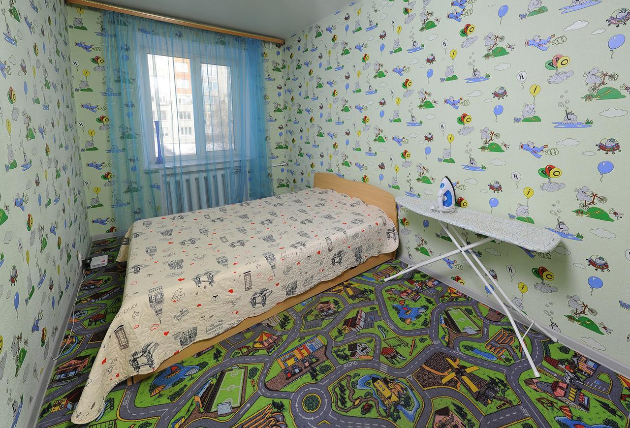 Omsk Sutki Apartments At Pushkina 99 Floor 3 Ngoại thất bức ảnh